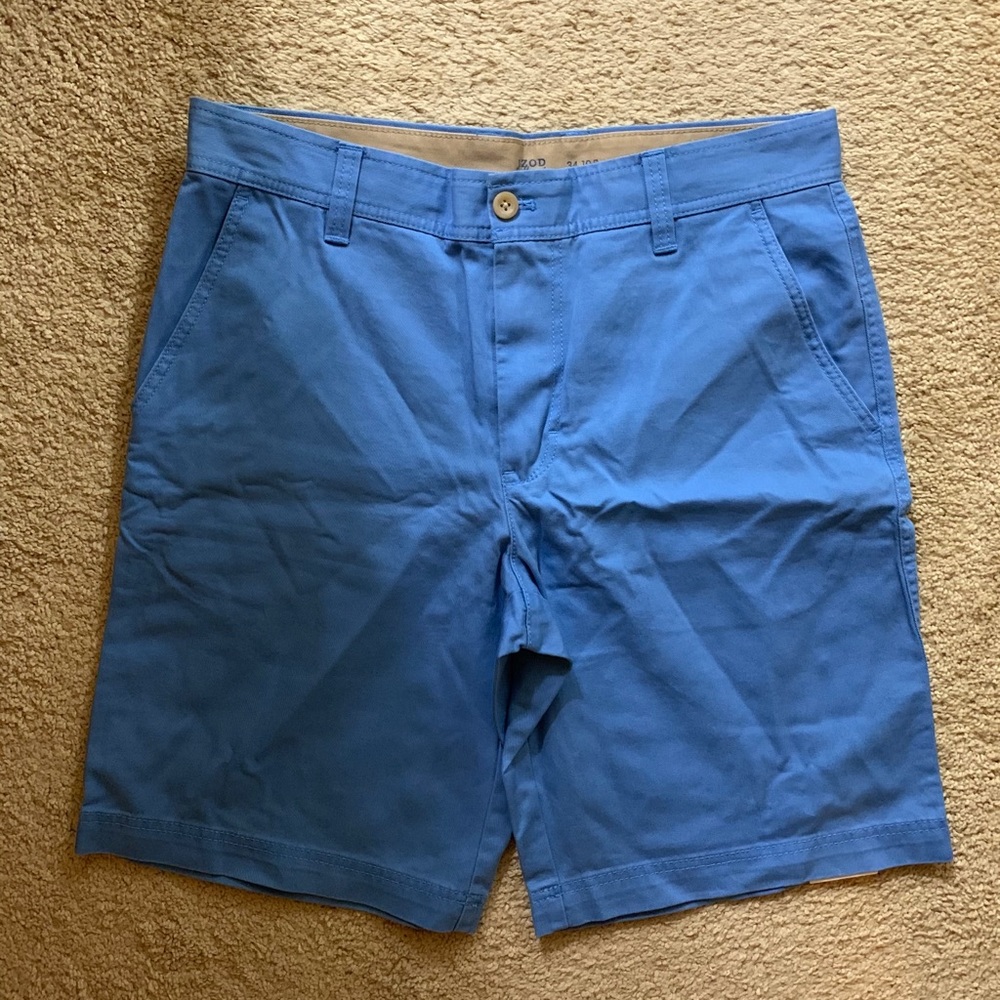 Men’s Izod shorts